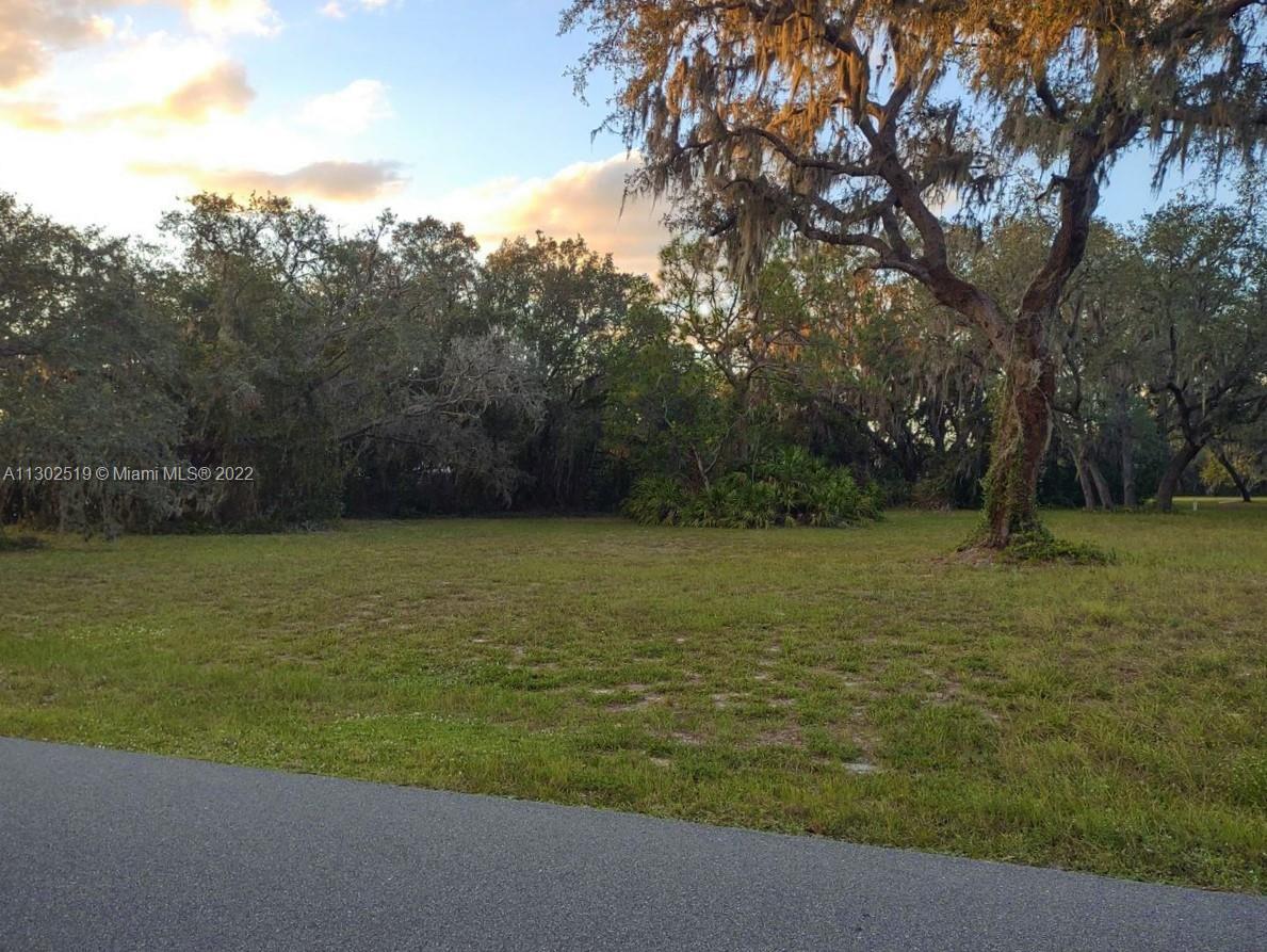 6025 Edgewater Terrace, Sebring FL 33876 photo 2