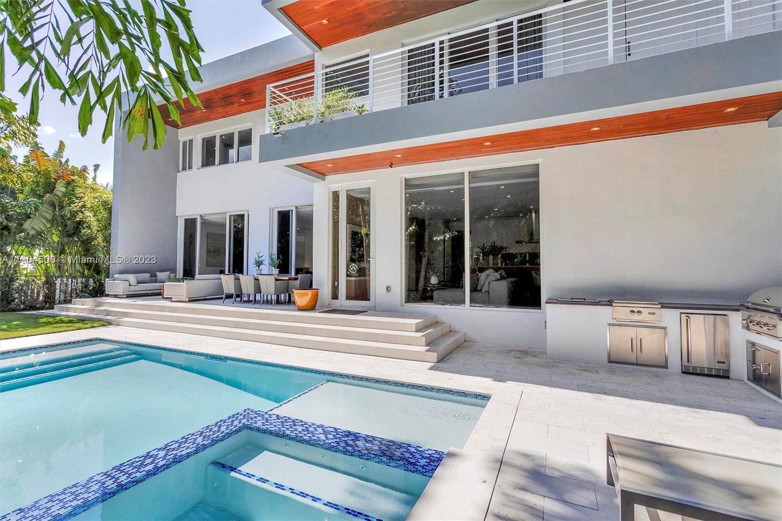 425 Harbor Dr, Key Biscayne FL 33149 photo 5