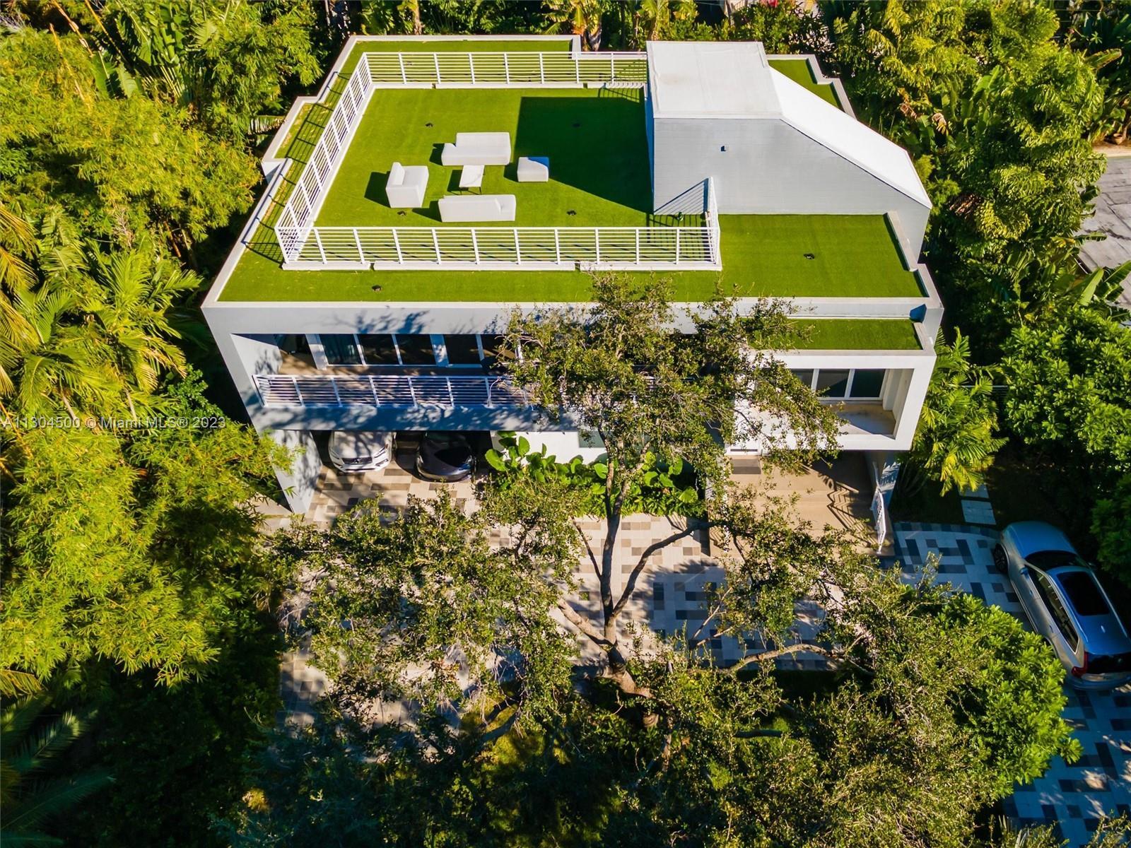 425 Harbor Dr, Key Biscayne FL 33149 photo 4