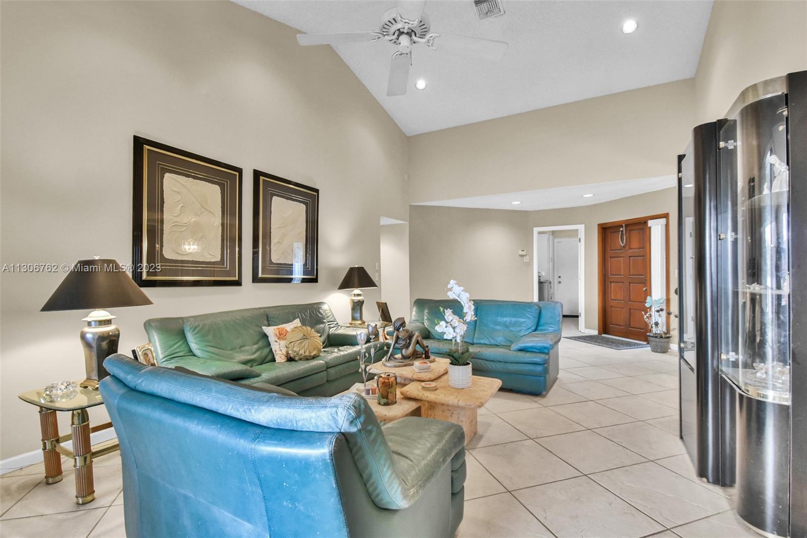 360 NW 97th Ave # 360, Plantation FL 33324 photo 4