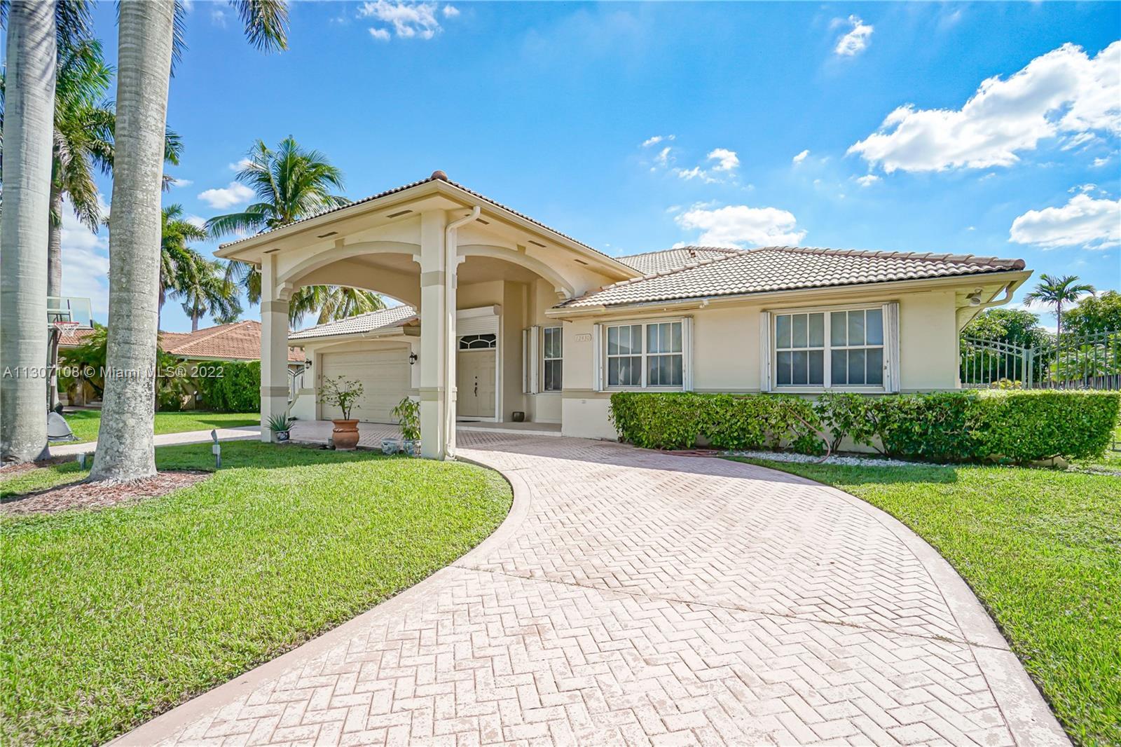 12430 SW 75th St, Miami FL 33183