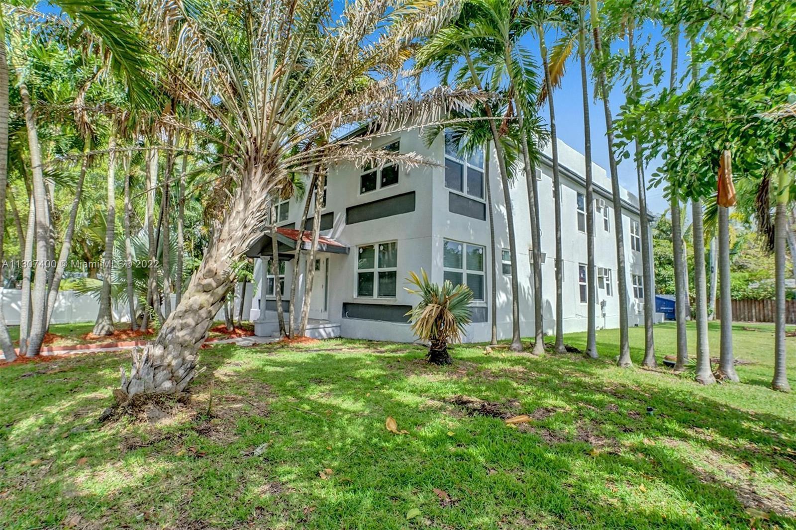 1505 Washington St, Hollywood FL 33020 photo 3