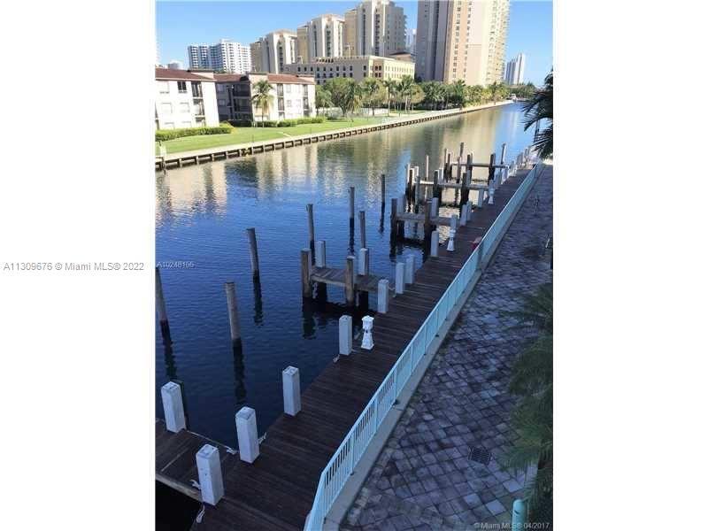3131 NE 188th slip#20, Aventura FL 33180 photo 2
