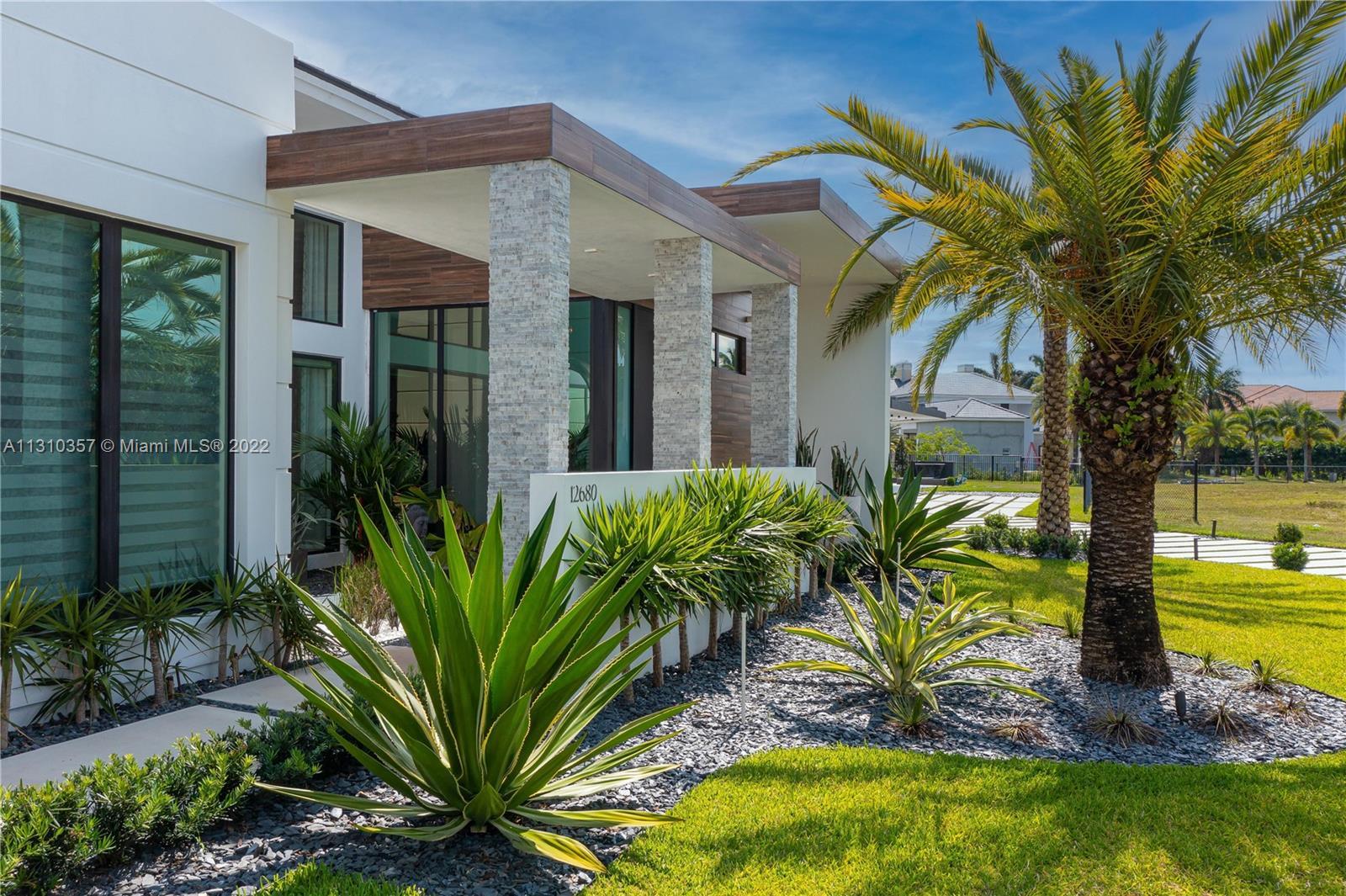 12680 Park Ter, Davie FL 33330 photo 2