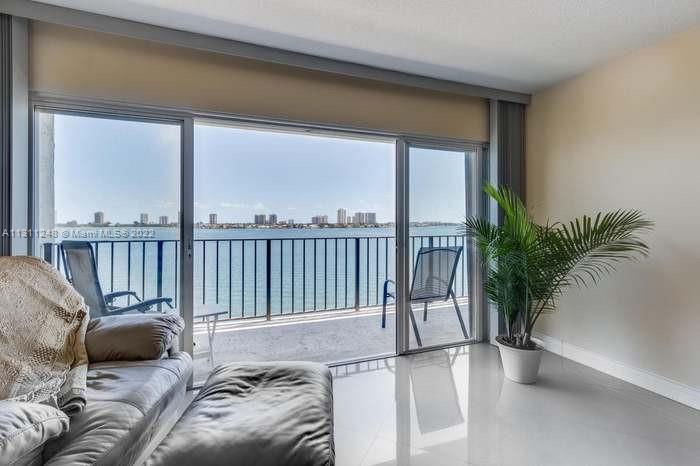801 Lake Shore Dr # 606, Lake Park FL 33403 photo 5