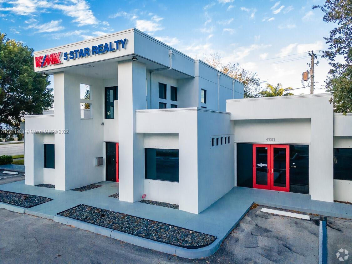 4151 Hollywood Blvd, Hollywood FL 33021 photo 2