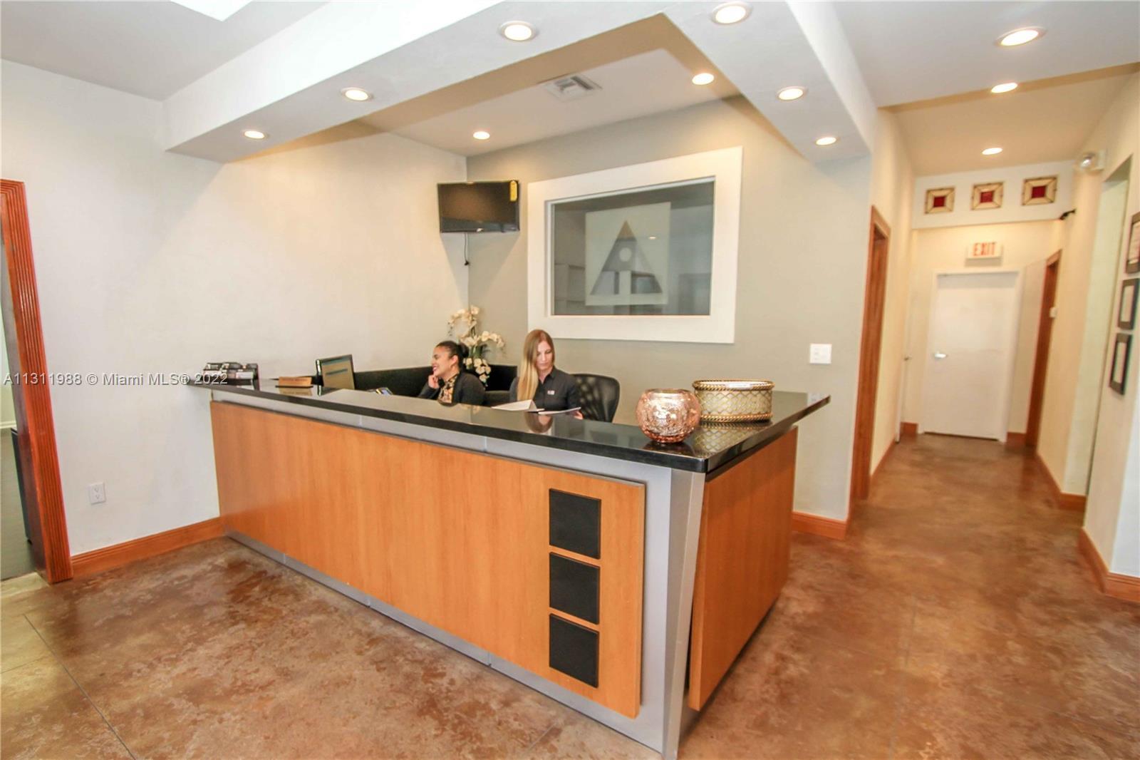 4151 Hollywood Blvd, Hollywood FL 33021 photo 4