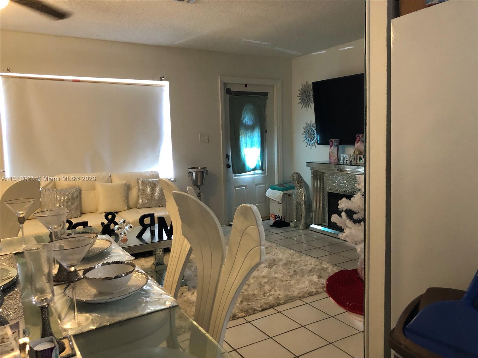 2108 San Diego Ave, Fort Pierce FL 34946 photo 3