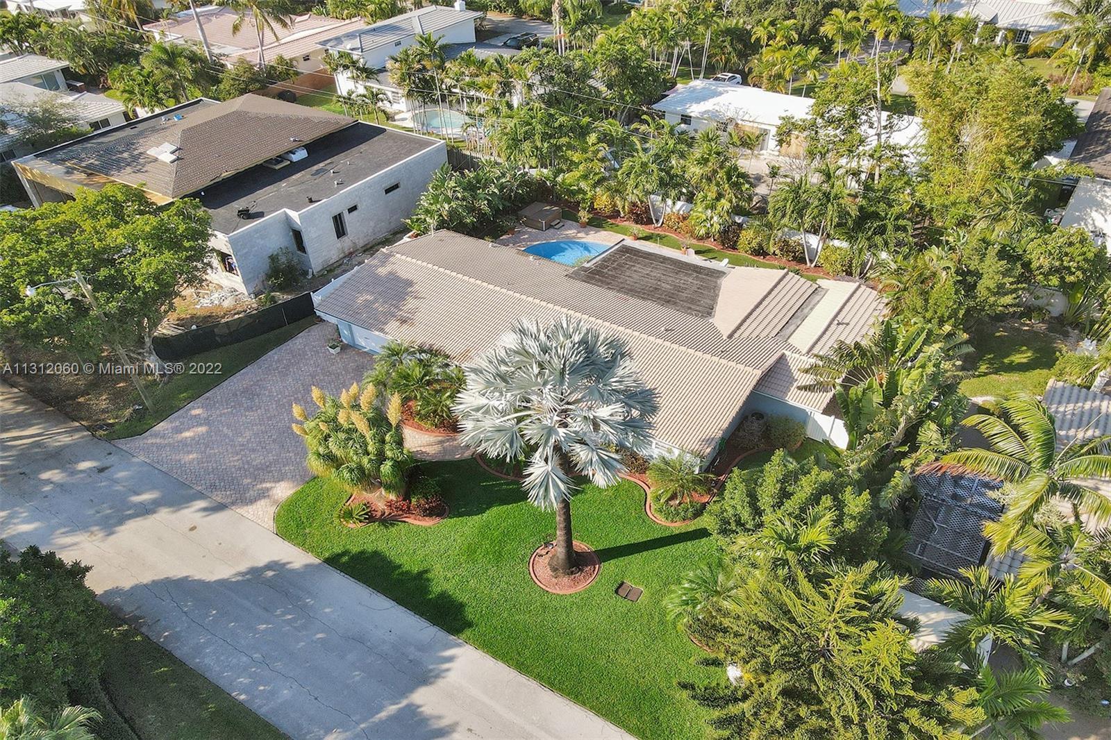 2717 NE 27th Ct, Fort Lauderdale FL 33306 photo 4