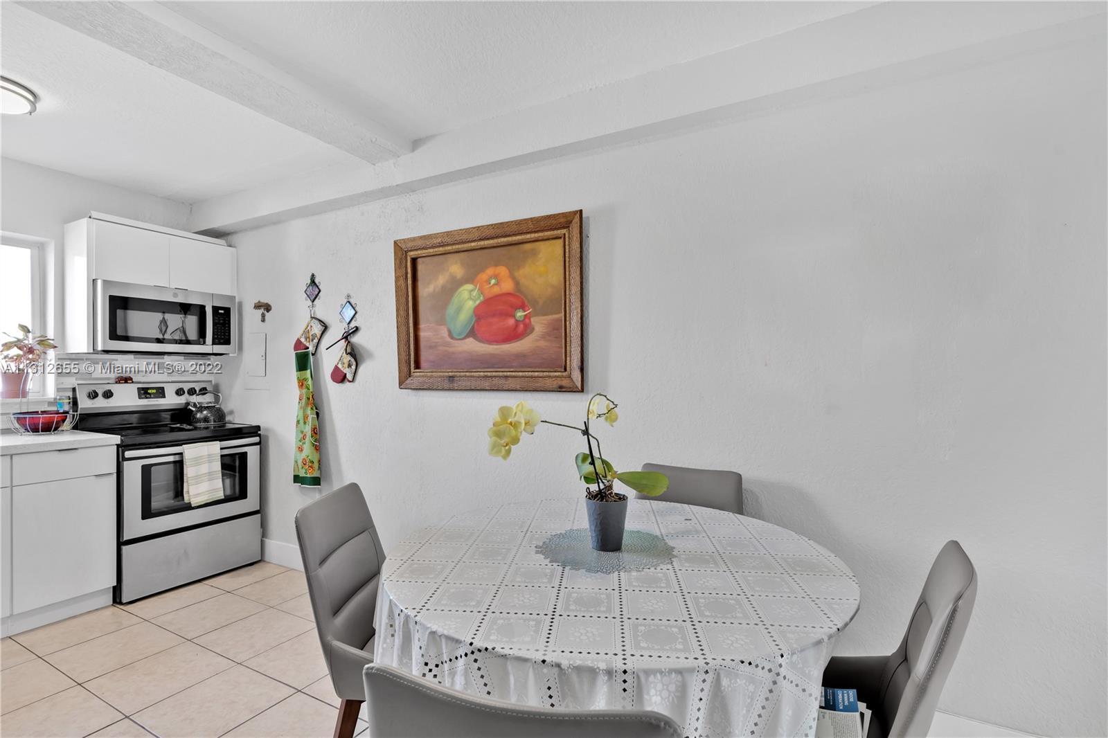 2330 NW 11th St # 19, Miami FL 33125 photo 4