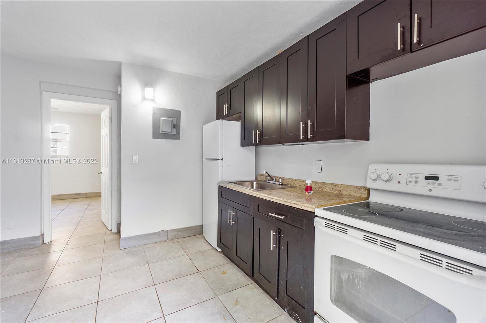 332 SW 3rd St # 15, Belle Glade FL 33430 photo 3