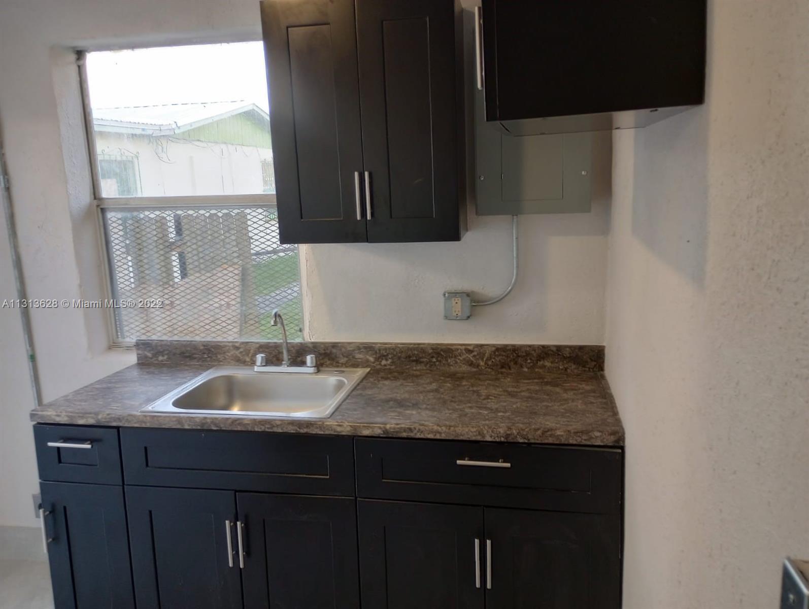 1241 W Dr Martin Luther King Jr Blvd W # 5, Belle Glade FL 33430