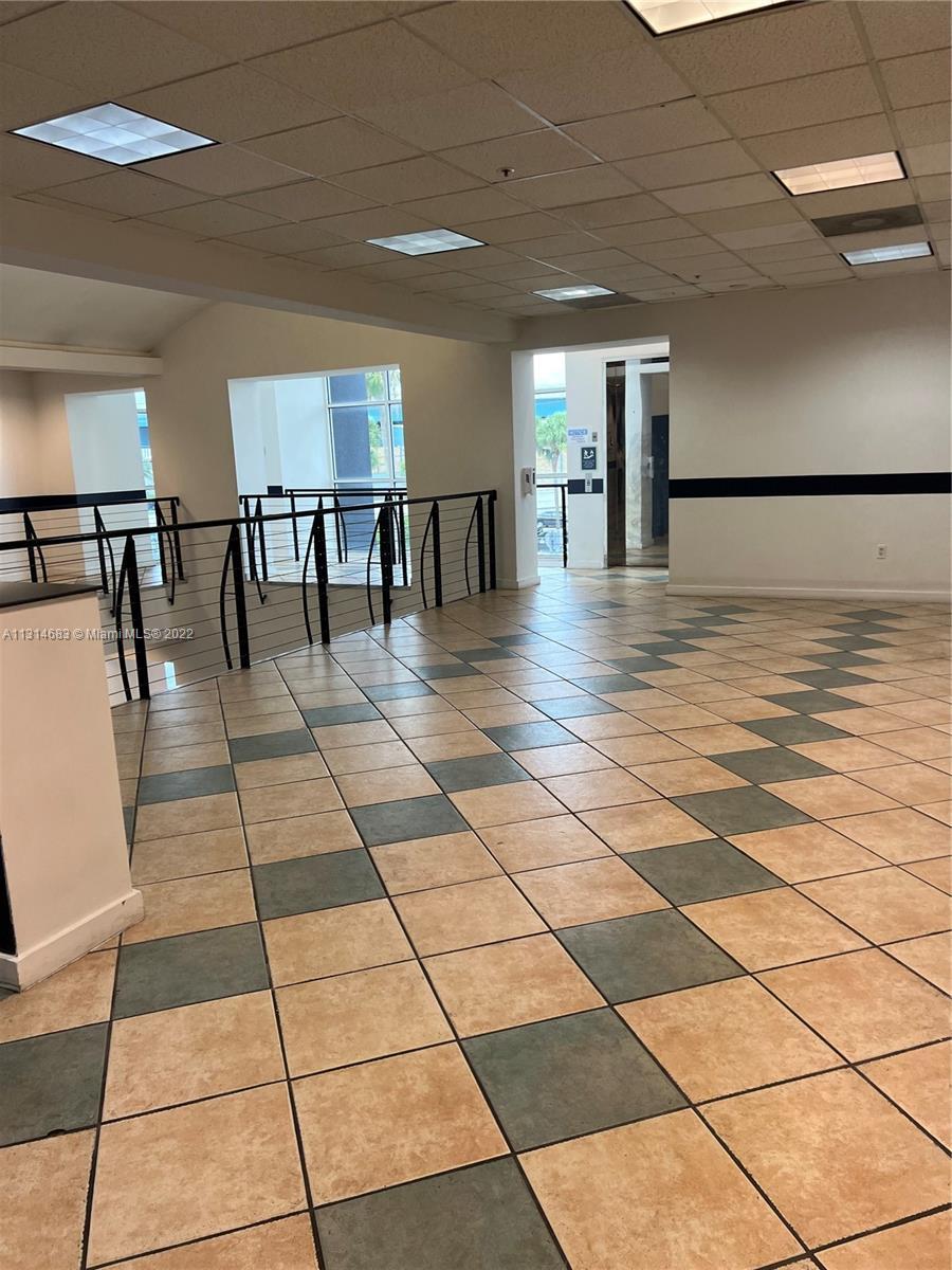7500 NW 25th St # 258, Miami FL 33122 photo 4