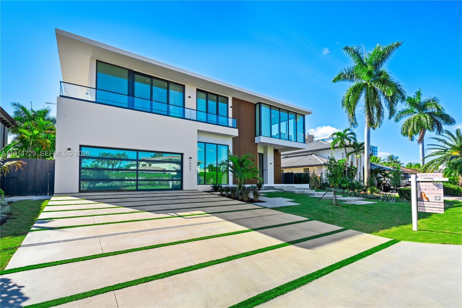 2950 NE 164th St, North Miami Beach FL 33160 photo 3