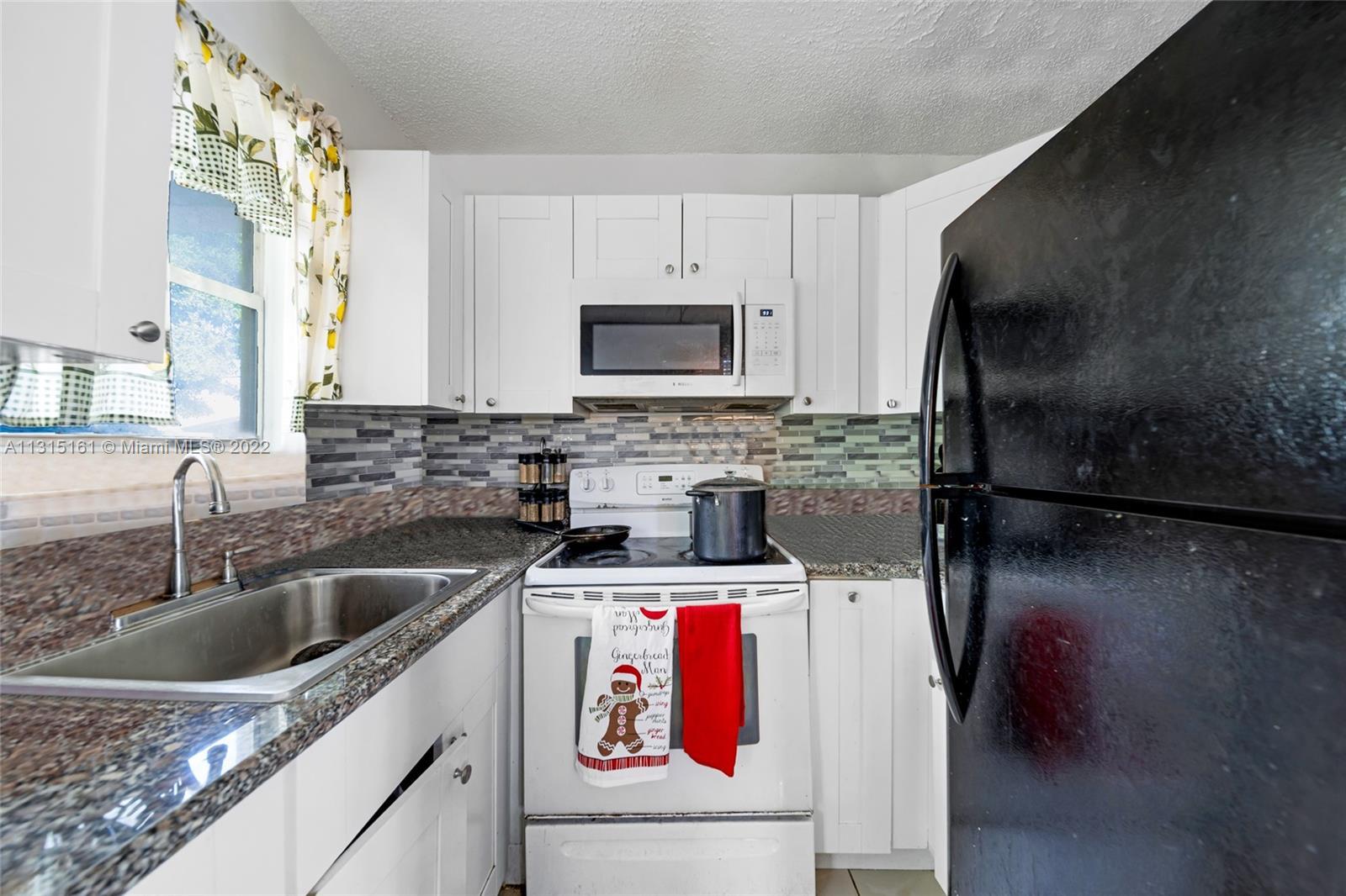 120 NW 10th Ave, Miami FL 33128 photo 5