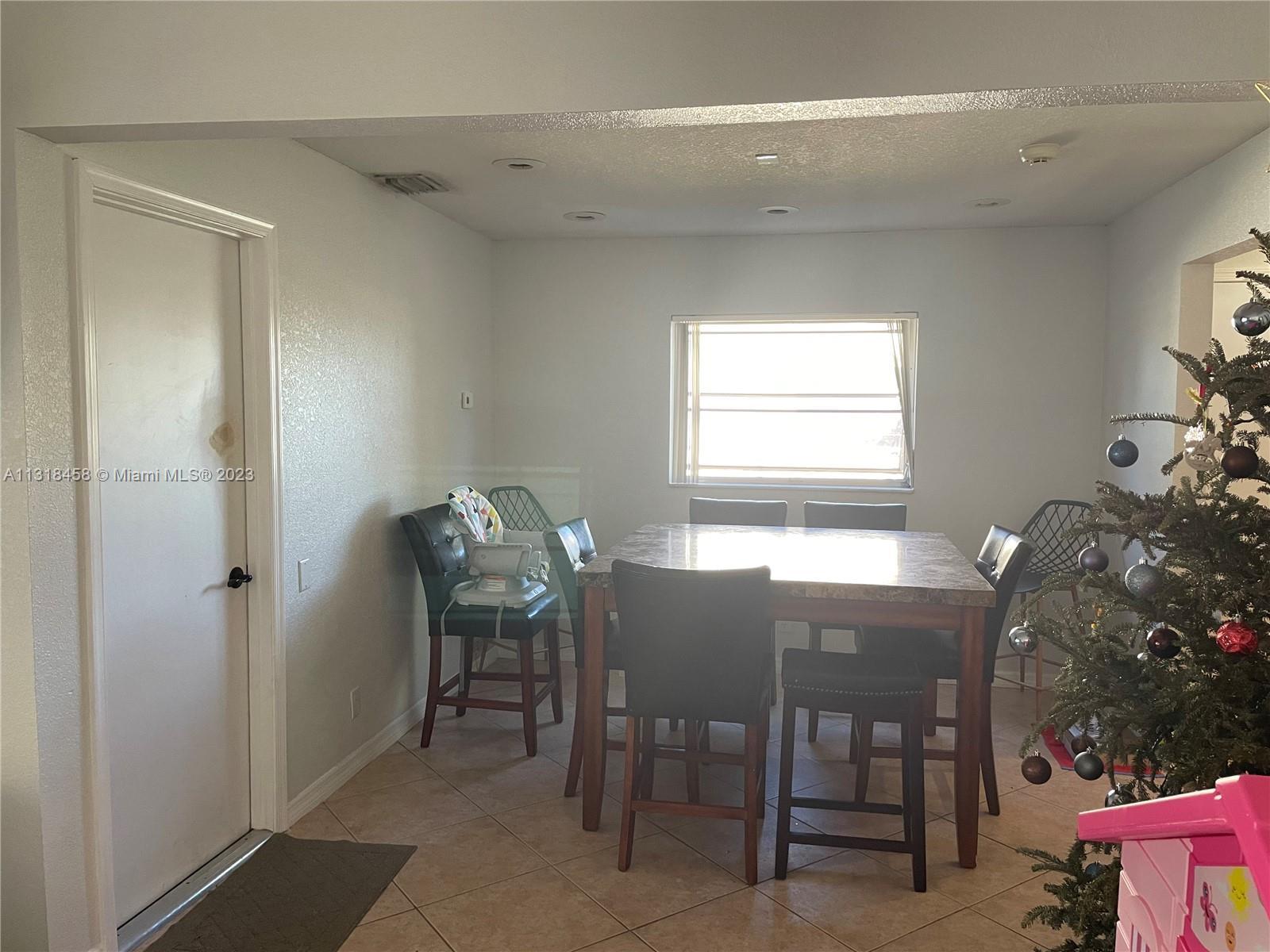 164 NW 79th Ter, Margate FL 33063 photo 3
