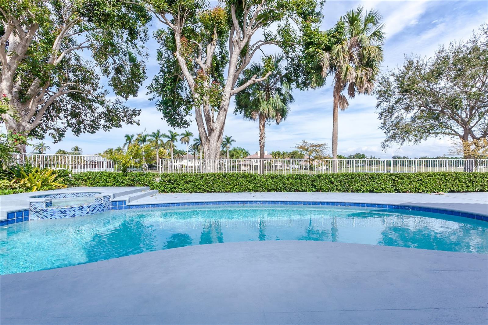 3162 Inverness, Weston FL 33332 photo 2