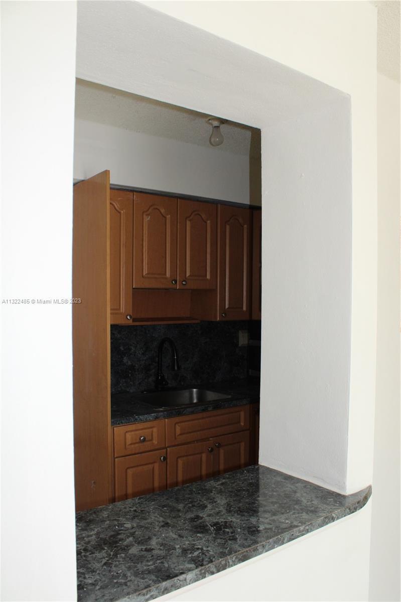 2385 NW 11th St # B21, Miami FL 33125 photo 5