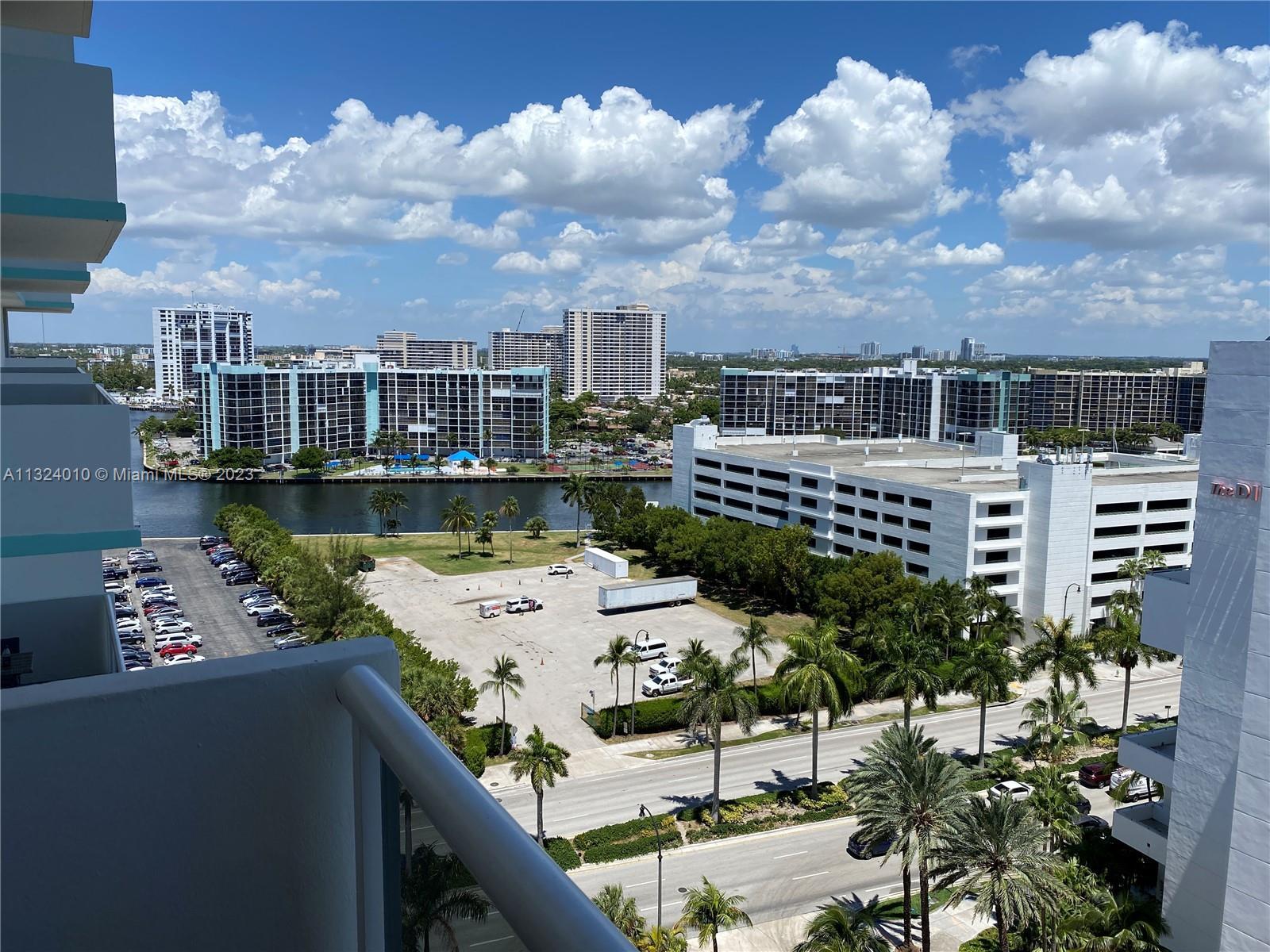 Hollywood, FL 33019 photo 5