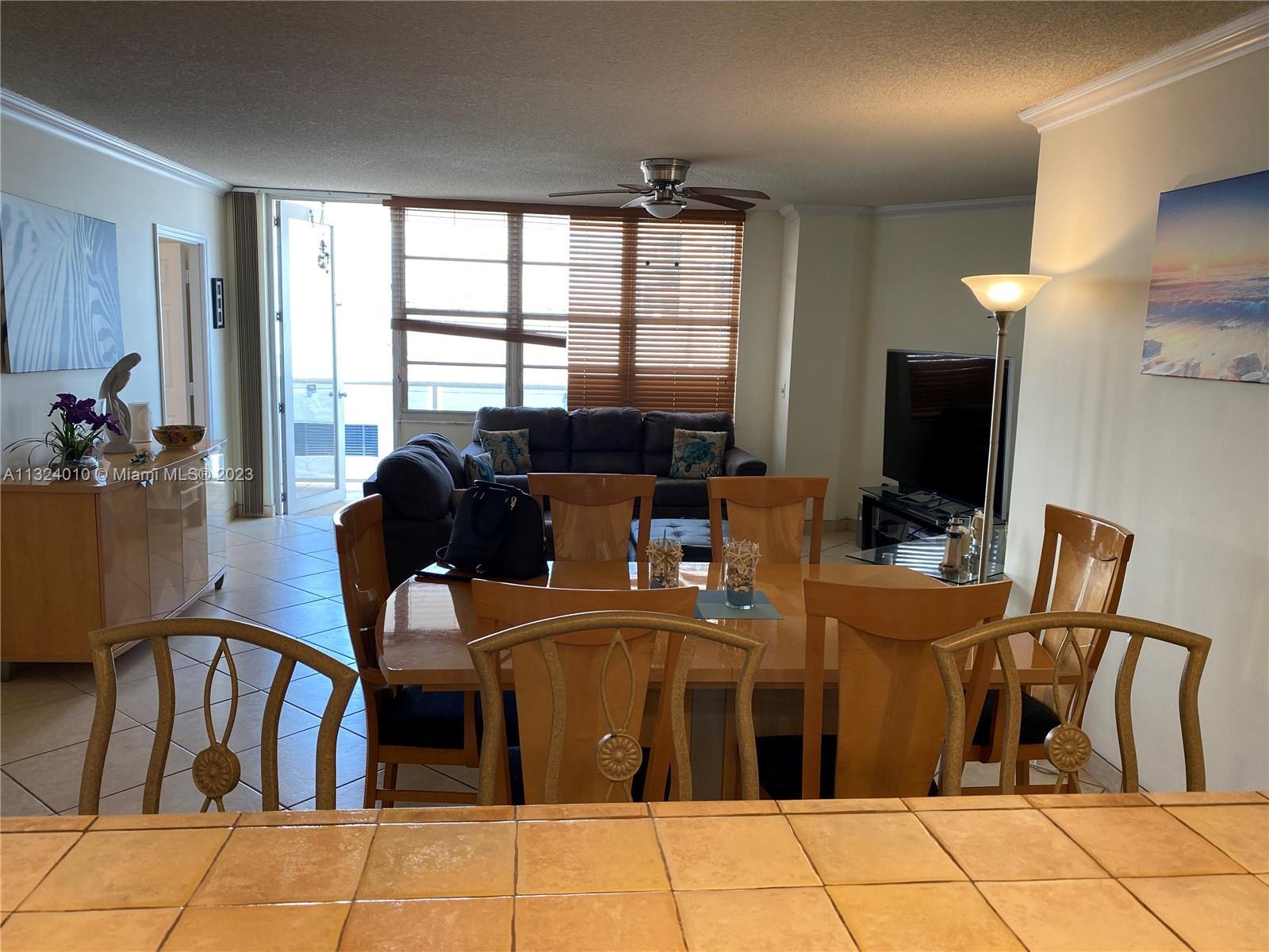 Hollywood, FL 33019 photo 4