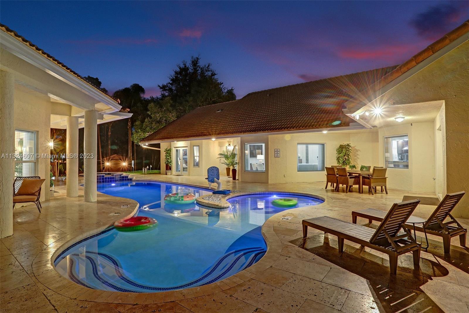 16301 SW 62nd St, Southwest Ranches FL 33331 photo 2