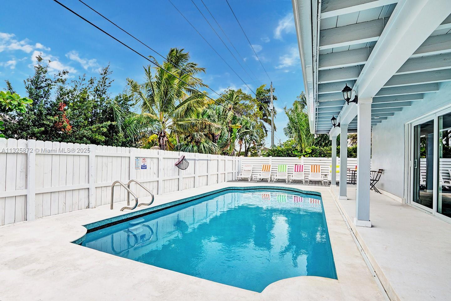 1018 Adams St, Hollywood FL 33019 photo 2