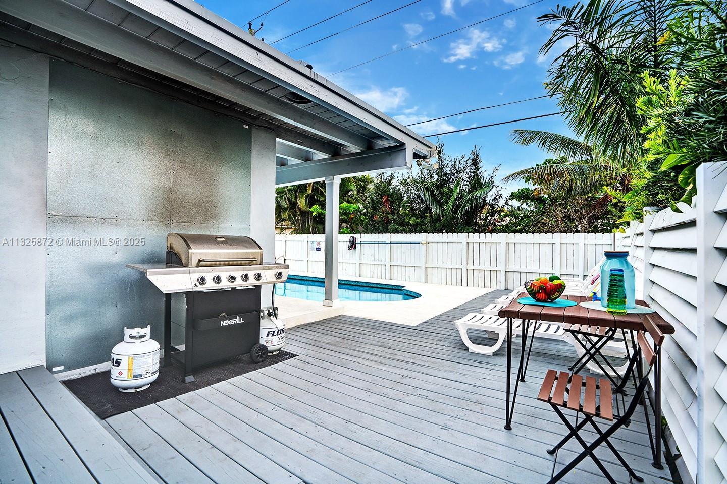 1018 Adams St, Hollywood FL 33019 photo 5