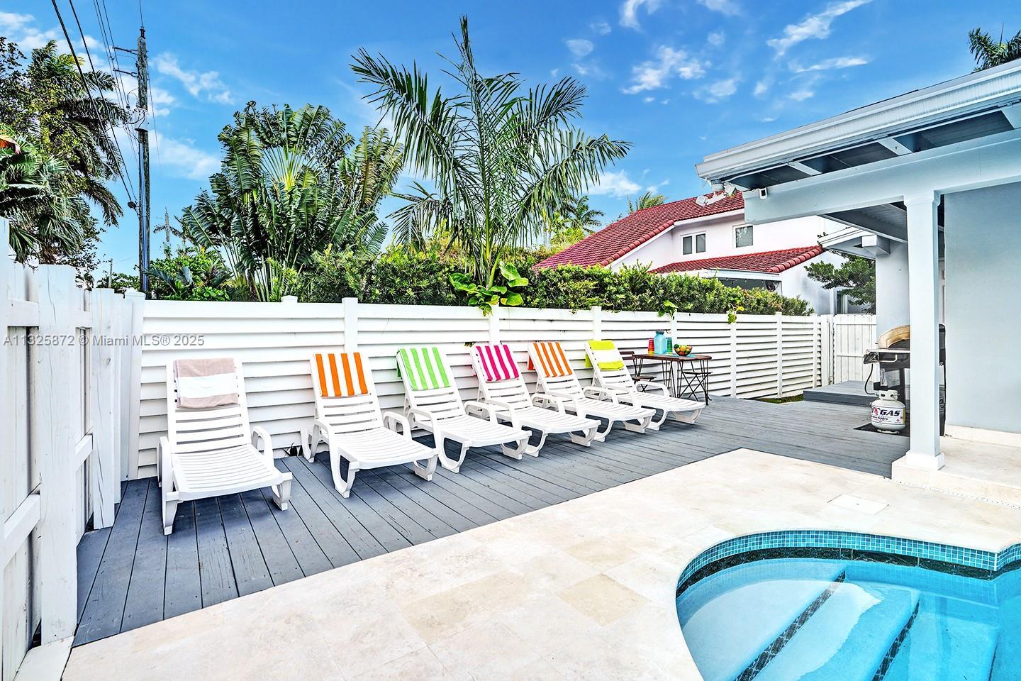 1018 Adams St, Hollywood FL 33019 photo 4
