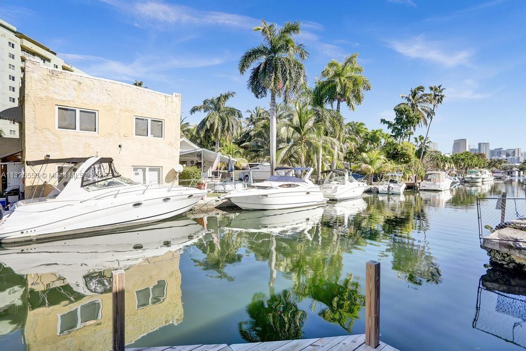 951 NW 7th St Rd, Miami FL 33136 photo 4
