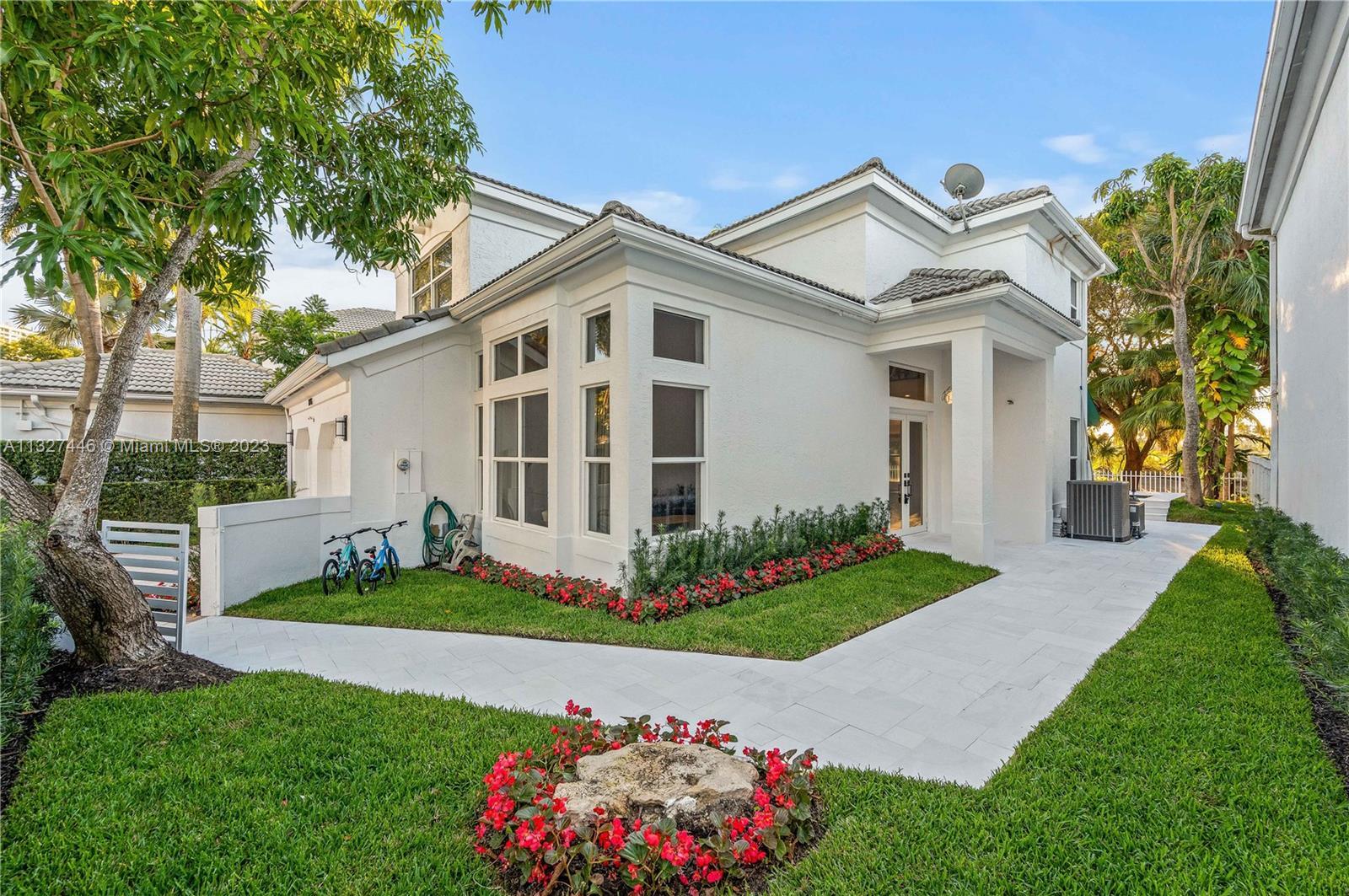 19996 NE 36th Pl, Aventura FL 33180 photo 3