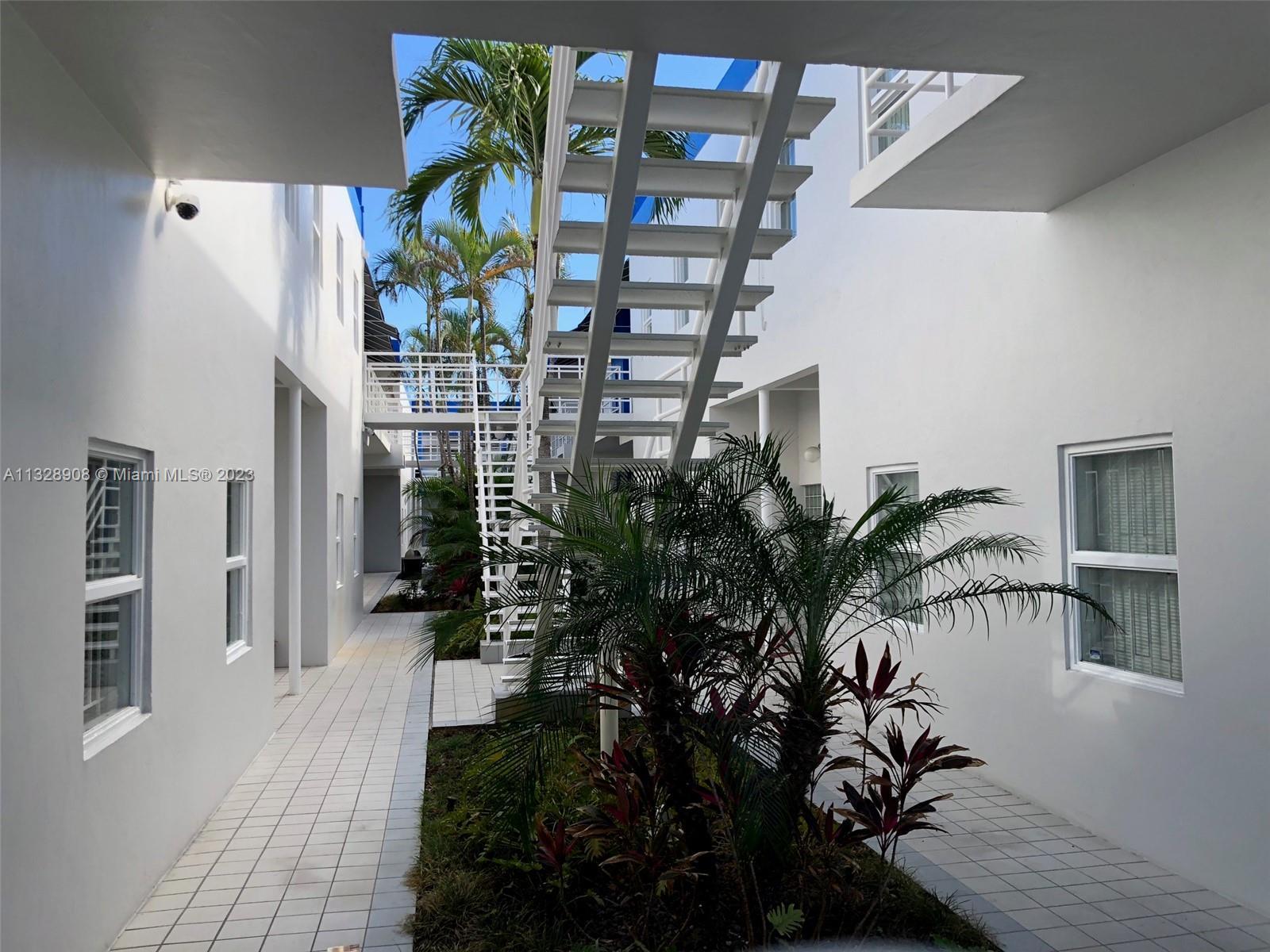 8000 NW 31st St # 1, Doral FL 33122 photo 3