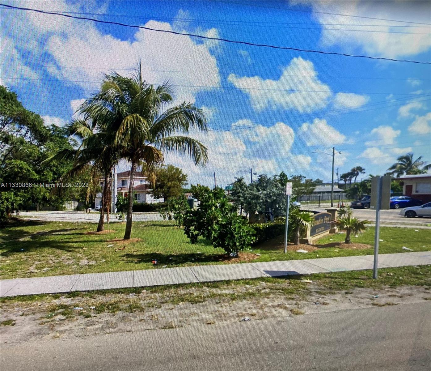 2401 NW 8 St, Fort Lauderdale FL 33311