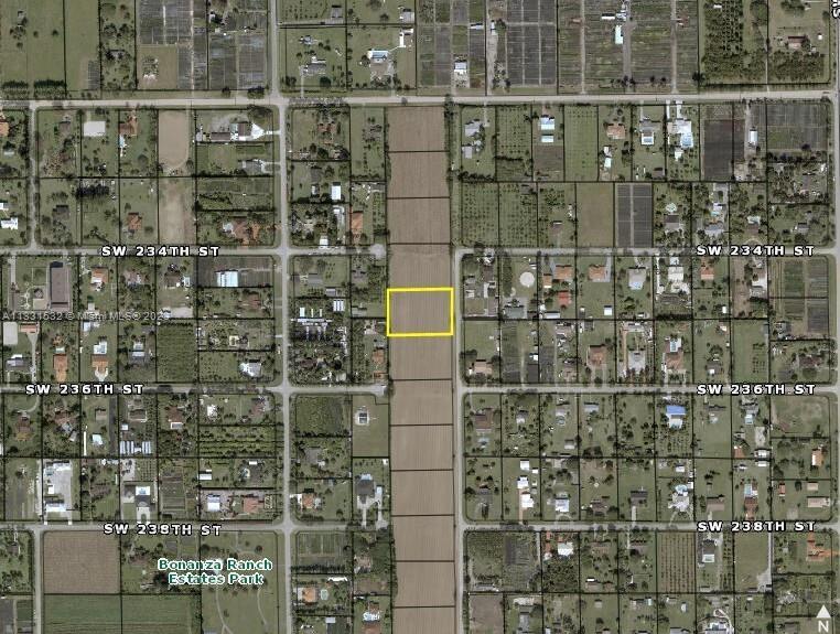 23440 SW 209th Pl, Homestead FL 33031 photo 2