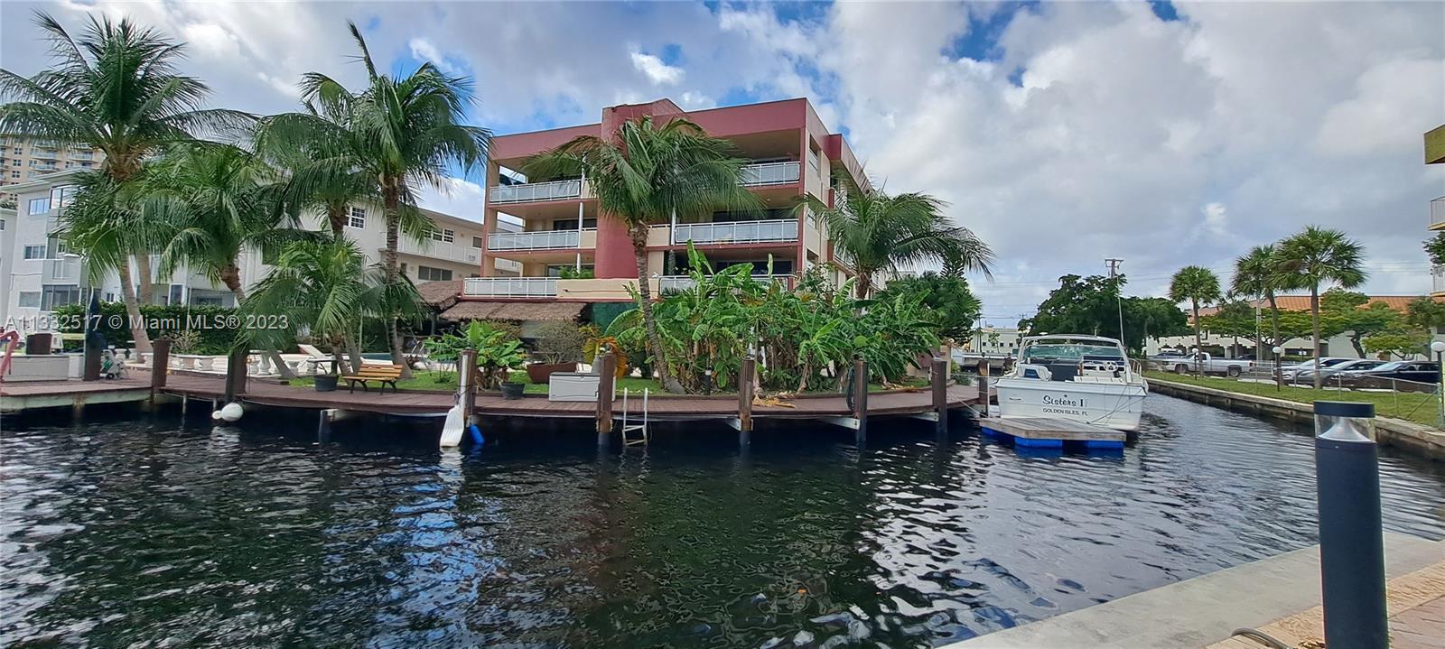 468 Golden Isles Dr # 6, Hallandale Beach FL 33009 photo 4