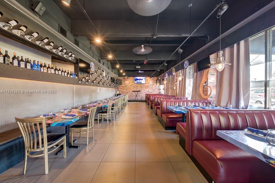 Restaurant For Sale in Kendall across from Miami Dade College, Miami FL 33176