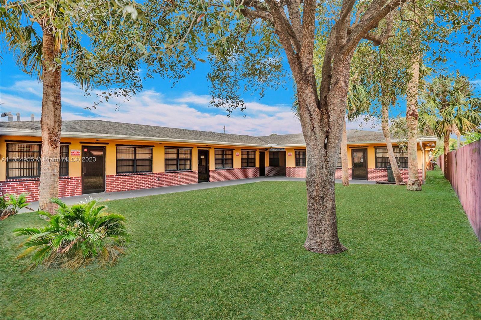 1731 Alcazar Dr, Miramar FL 33023