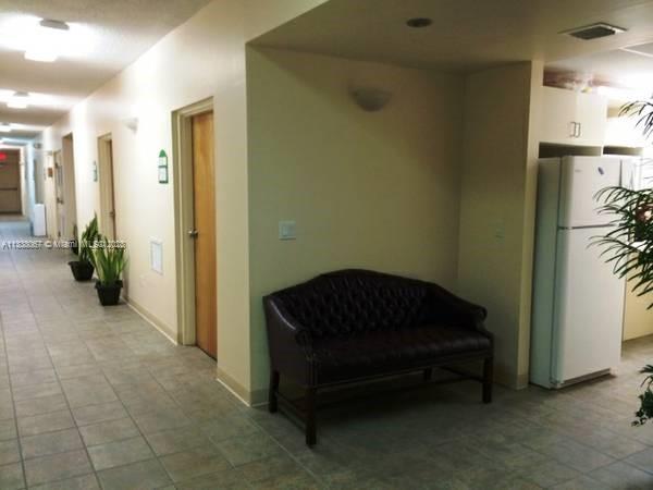 123 N Krome Ave, Homestead FL 33030 photo 2