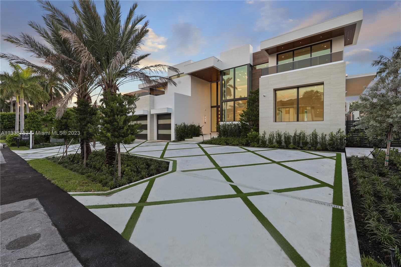 129 Nurmi Dr, Fort Lauderdale FL 33301 photo 4