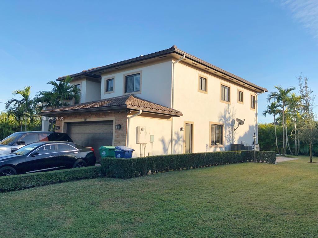 12100 NW 2nd St, Miami FL 33182 photo 4