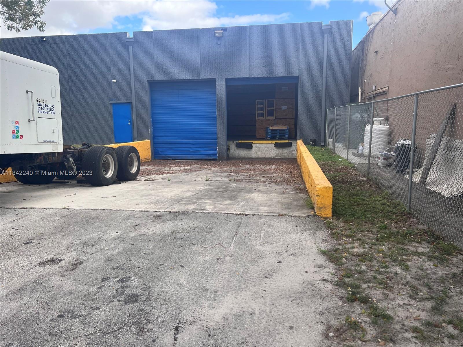 15201 NW 34th Ave, Miami Gardens FL 33054 photo 3