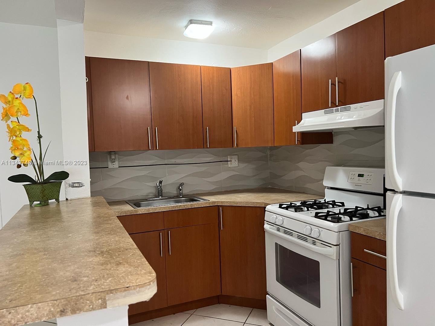 4500 Ludlam Rd # 5, Miami FL 33155 photo 5