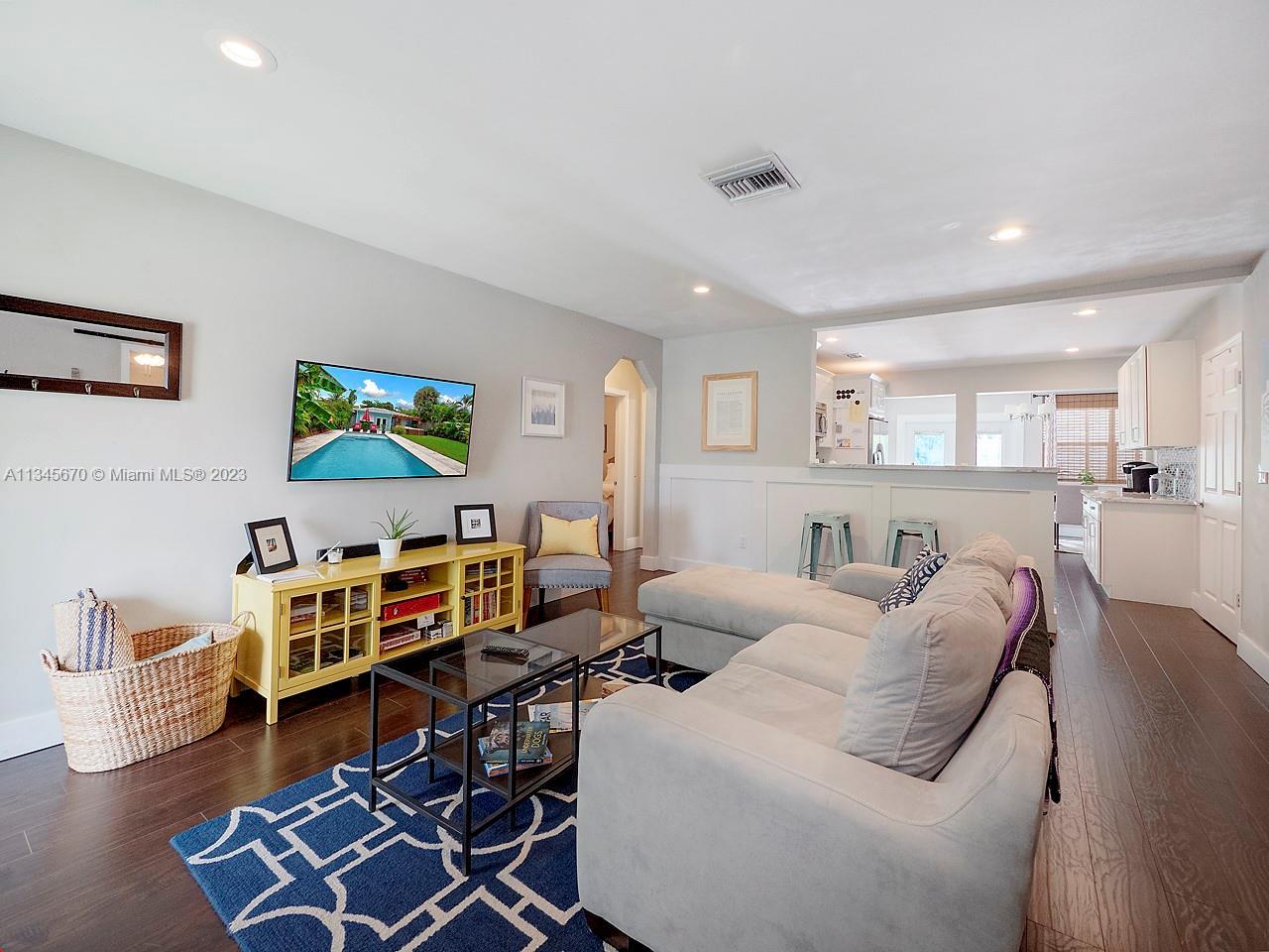 1605 S Palmway # 0, Lake Worth FL 33460 photo 2