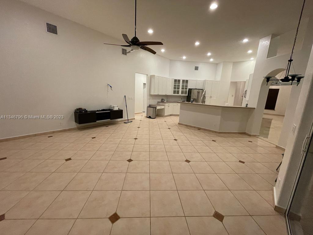 12501 NW 23rd St, Pembroke Pines FL 33028 photo 5