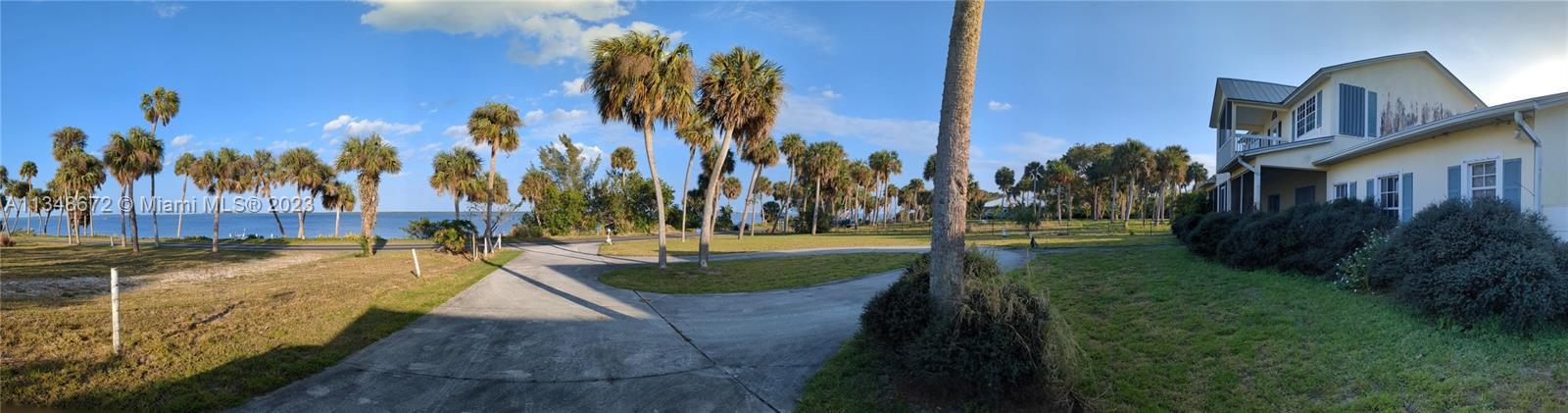 7205 S Indian River Drive Dr, Fort Pierce FL 34982