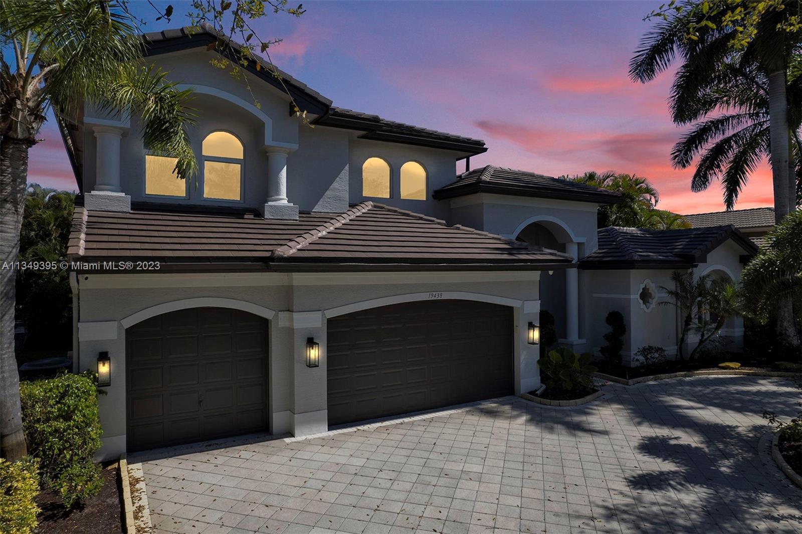 19438 Saturnia Lakes Dr, Boca Raton FL 33498 photo 2