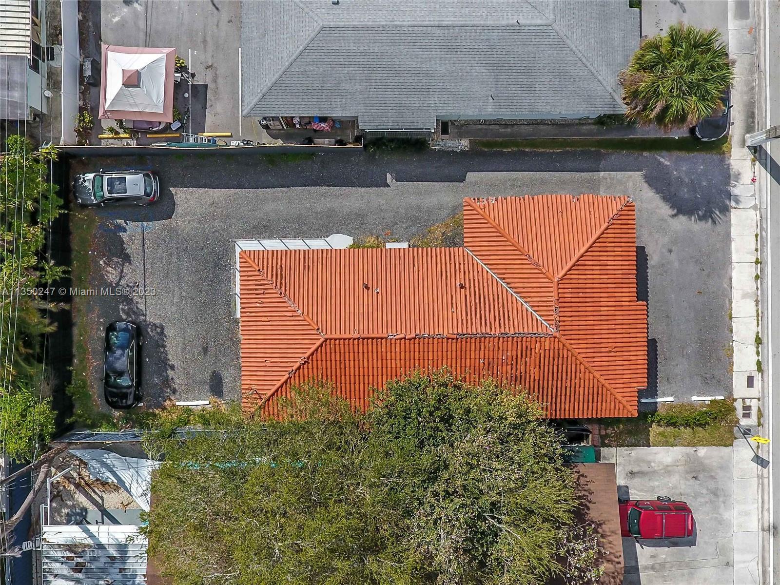 2821 SW 37th Ave, Miami FL 33133 photo 5