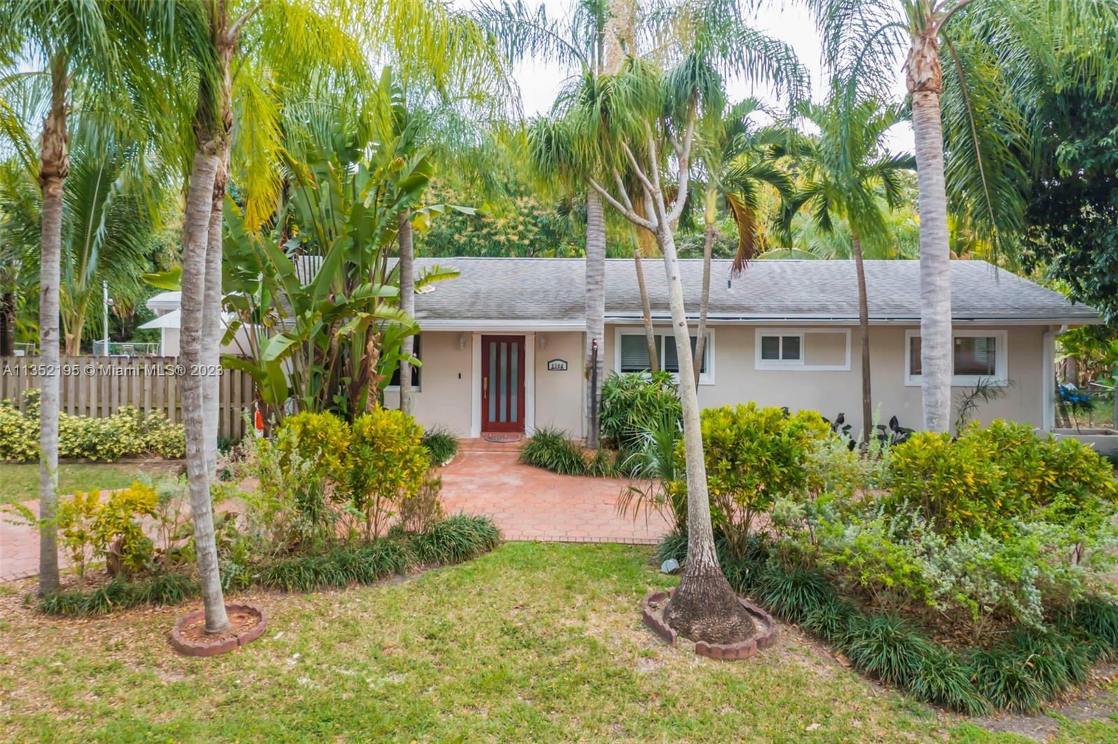 8260 SW 150th Dr, Palmetto Bay FL 33158 photo 4