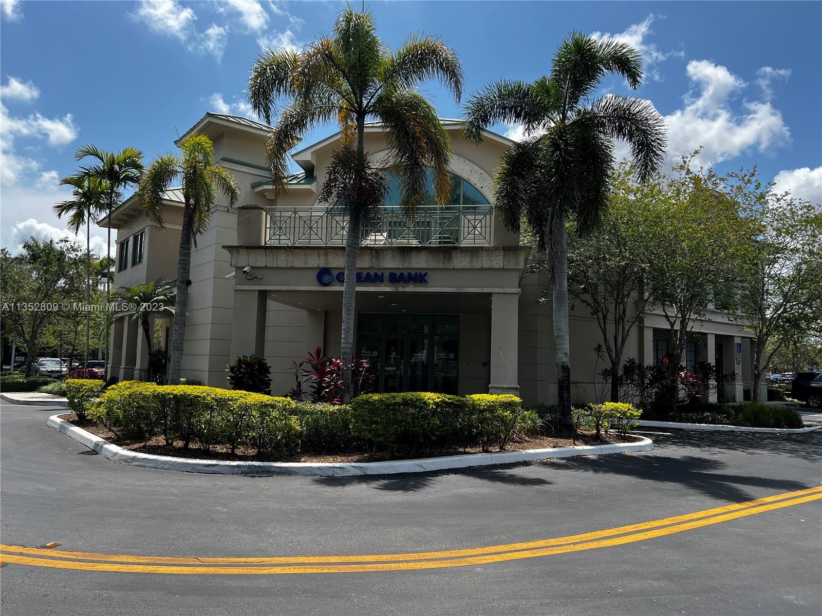 2300 Weston Rd, Weston FL 33326