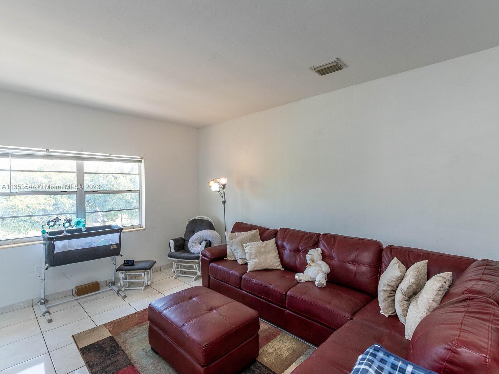2300 SW 3rd Ave # 19, Miami FL 33129 photo 3