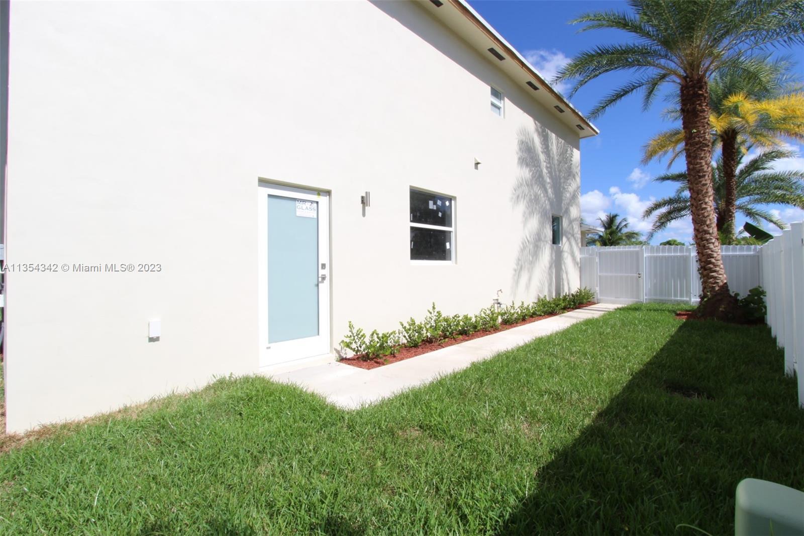 16035 SW 299th Ter # 2, Homestead FL 33033 photo 2